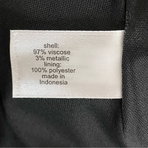 Lane Bryant Illusion Collection V Neck Top Black Botanical Print Size 20 L/S NWT - Picture 11 of 15